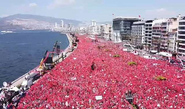 Altı liderden İzmir'de gövde gösterisi: Alan doldu taştı Kaynak: Altı liderden İzmir'de gövde gösterisi: Alan doldu taştı 